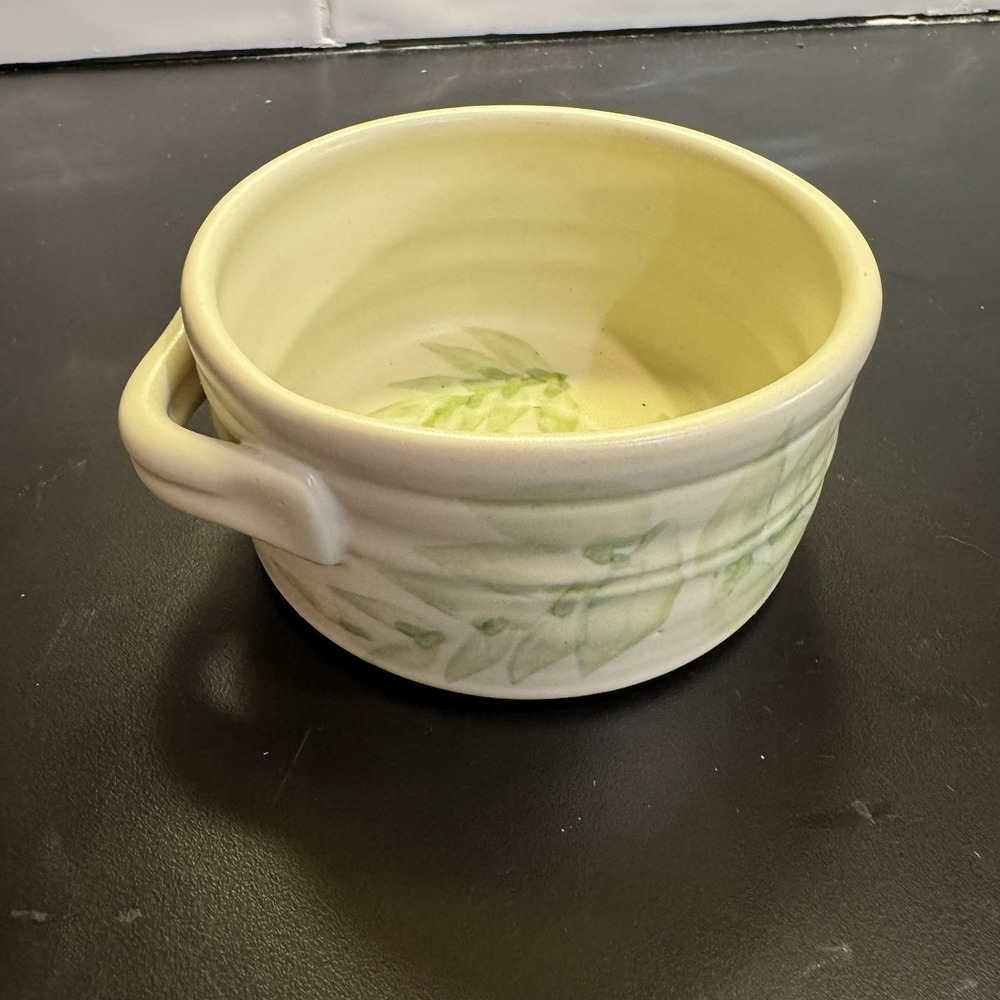 Hilborn Bowl Art Pottery Signed with Handle Fern Leaf Canada 5" D